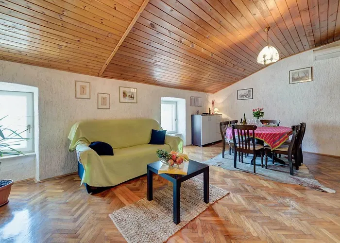 D&L Apartment In Center