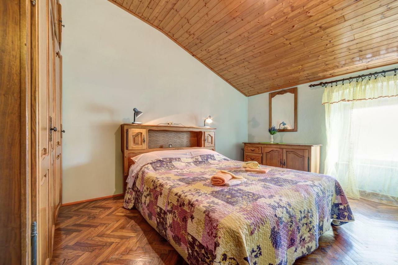 D&l In Center Apartma Pula